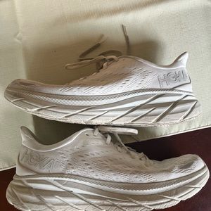 Mens hoka clifton 8, white, sz 11